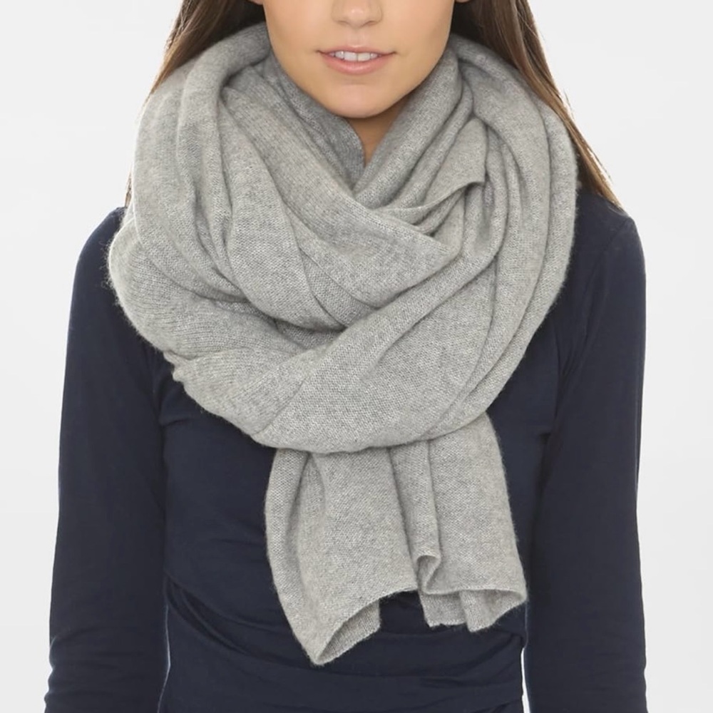 EUC White + Warren 100% Cashmere Travel Wrap in Light Heather Grey 81" x 36"
